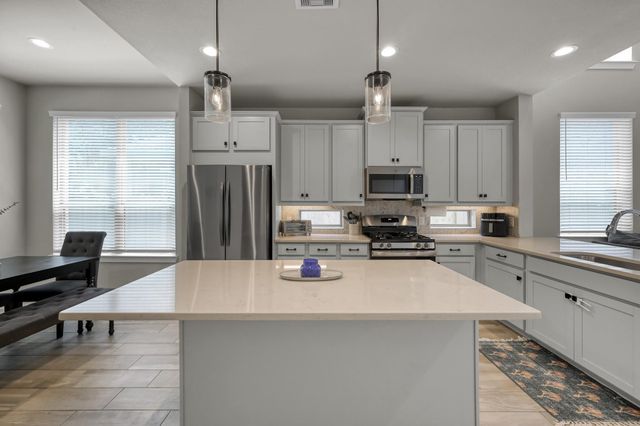 360 Rise Lane, Montgomery, TX 77316