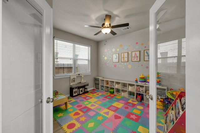 360 Rise Lane, Montgomery, TX 77316