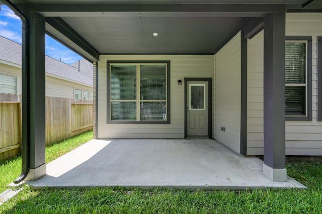 360 Rise Lane, Montgomery, TX 77316
