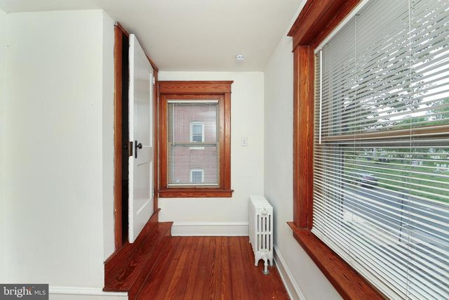 292 E COURT ST, Doylestown, PA 18901