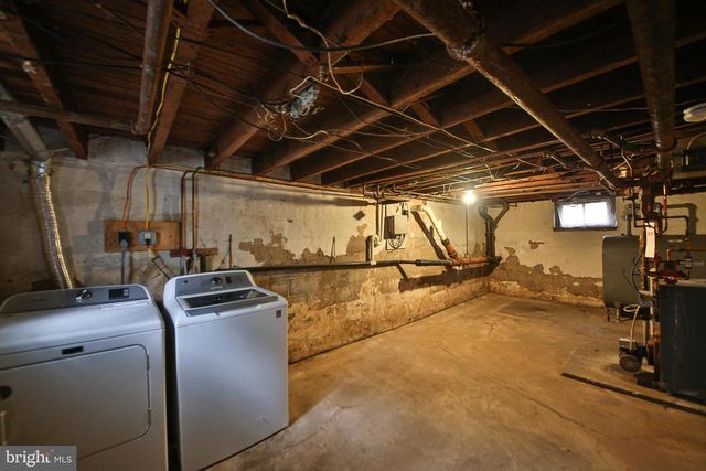 292 E COURT ST, Doylestown, PA 18901