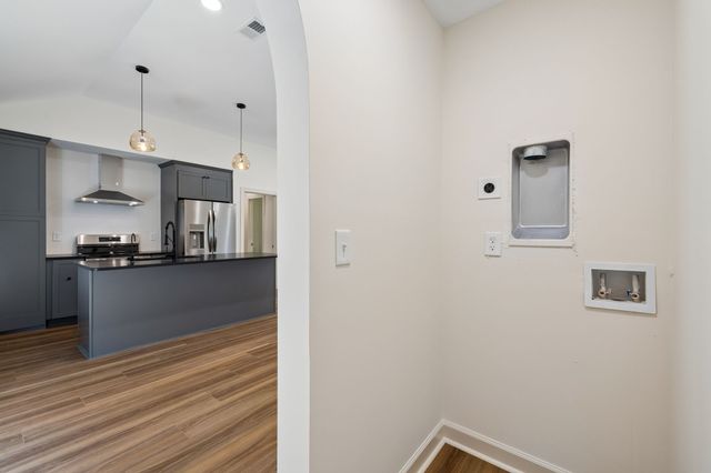 1113 Berwick Trl, Madison, TN 37115