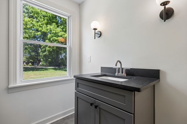 1113 Berwick Trl, Madison, TN 37115