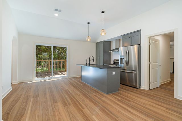 1113 Berwick Trl, Madison, TN 37115