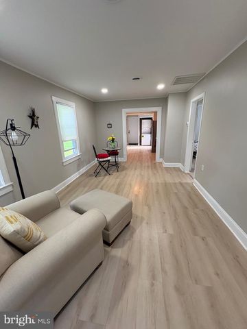 12 CHESTER AVE, Deepwater, NJ 08023