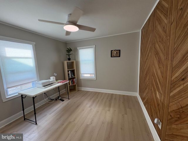 12 CHESTER AVE, Deepwater, NJ 08023