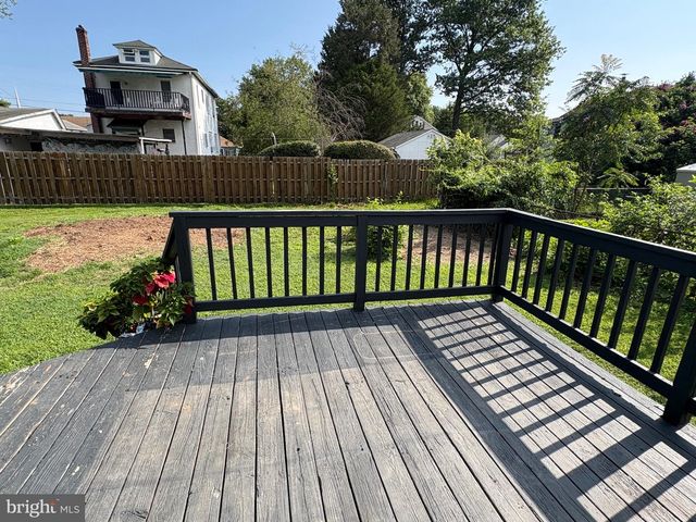 12 CHESTER AVE, Deepwater, NJ 08023