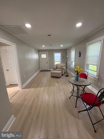 12 CHESTER AVE, Deepwater, NJ 08023