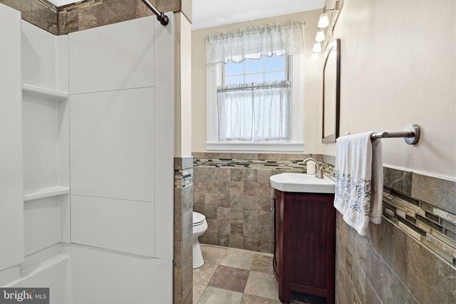 120 HEACOCK LN, Wyncote, PA 19095