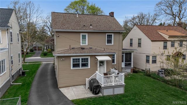 94 Highland Drive, Amherst, NY 14221