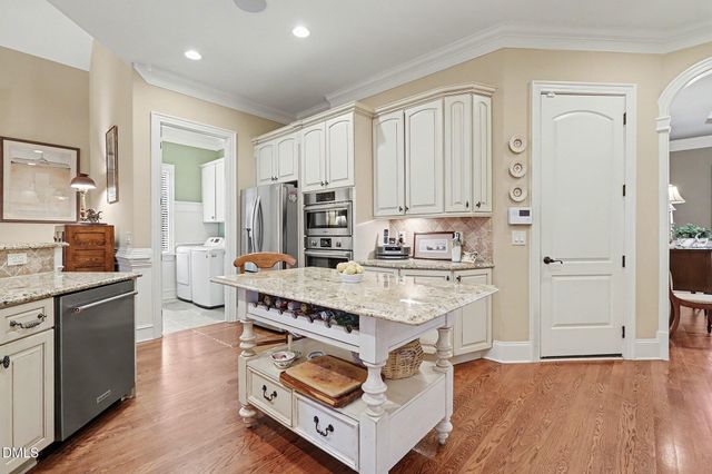 84401 Winslow, Chapel Hill, NC 27517