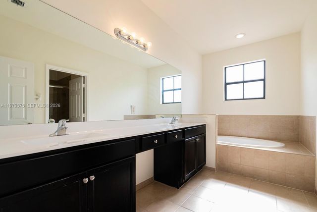 516 SE 35th Ter, Homestead, FL 33033