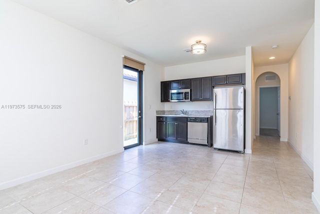 516 SE 35th Ter, Homestead, FL 33033