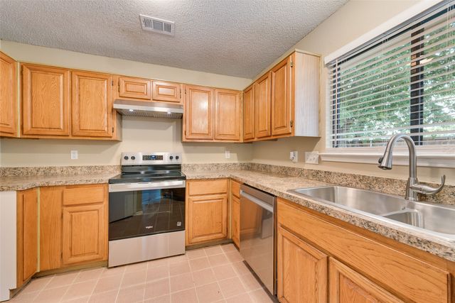 907 Sharp Drive, Cedar Hill, TX 75104
