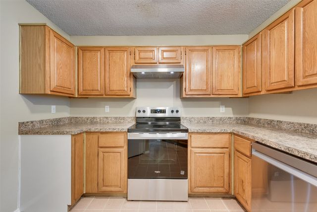 907 Sharp Drive, Cedar Hill, TX 75104