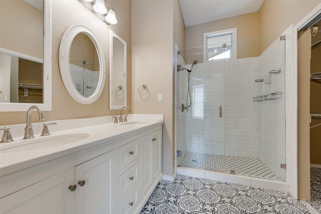 907 Sharp Drive, Cedar Hill, TX 75104
