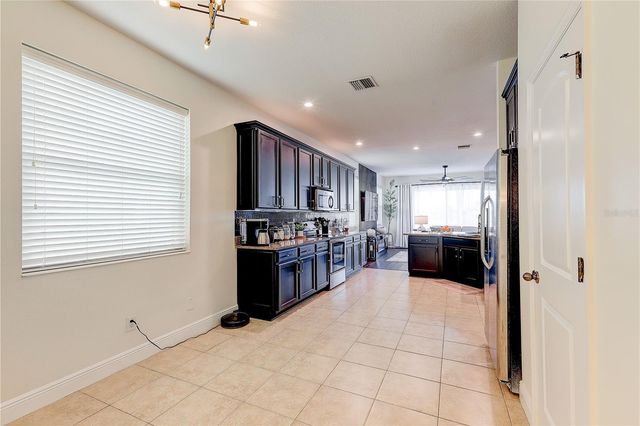 2410 HAWKS POINT COURT, Ruskin, FL 33570