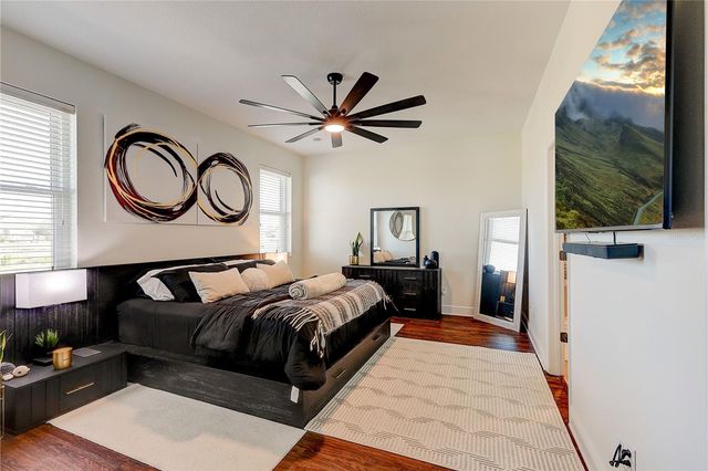 2410 HAWKS POINT COURT, Ruskin, FL 33570