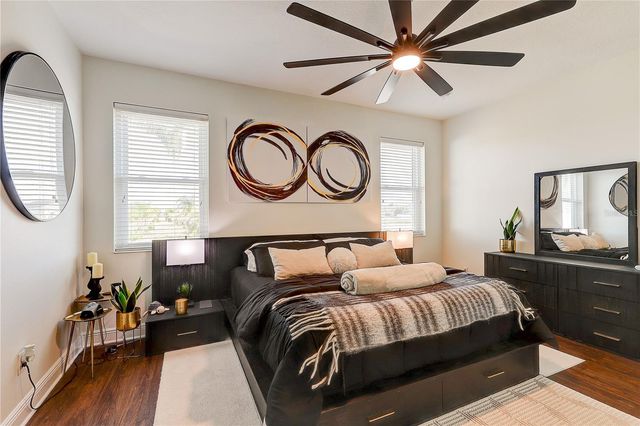 2410 HAWKS POINT COURT, Ruskin, FL 33570