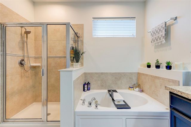 2410 HAWKS POINT COURT, Ruskin, FL 33570