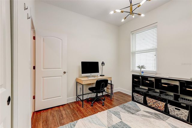 2410 HAWKS POINT COURT, Ruskin, FL 33570