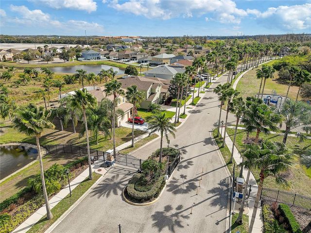 2410 HAWKS POINT COURT, Ruskin, FL 33570