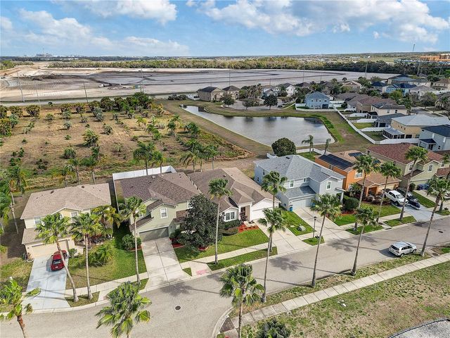 2410 HAWKS POINT COURT, Ruskin, FL 33570