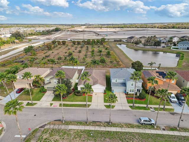 2410 HAWKS POINT COURT, Ruskin, FL 33570