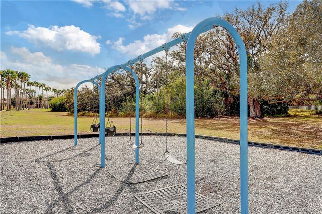 2410 HAWKS POINT COURT, Ruskin, FL 33570