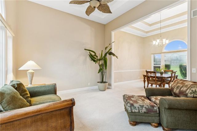 15498 Cedar Lane, Basehor, KS 66007