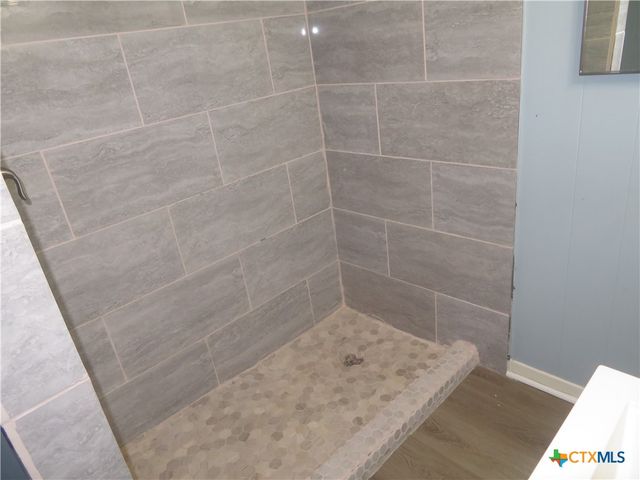 508 Wilson, Edna, TX 77957