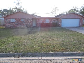 508 Wilson, Edna, TX 77957