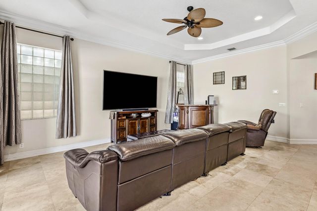 9588 Cobblestone Creek Drive, Boynton Beach, FL 33472