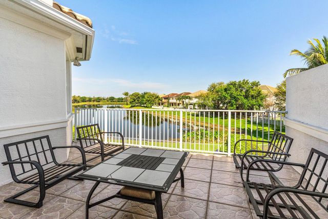 9588 Cobblestone Creek Drive, Boynton Beach, FL 33472