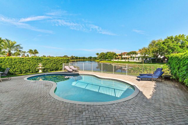 9588 Cobblestone Creek Drive, Boynton Beach, FL 33472