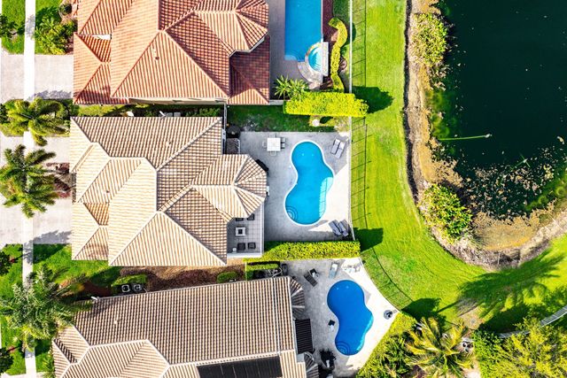 9588 Cobblestone Creek Drive, Boynton Beach, FL 33472