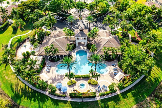 9588 Cobblestone Creek Drive, Boynton Beach, FL 33472