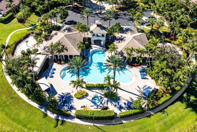 9588 Cobblestone Creek Drive, Boynton Beach, FL 33472