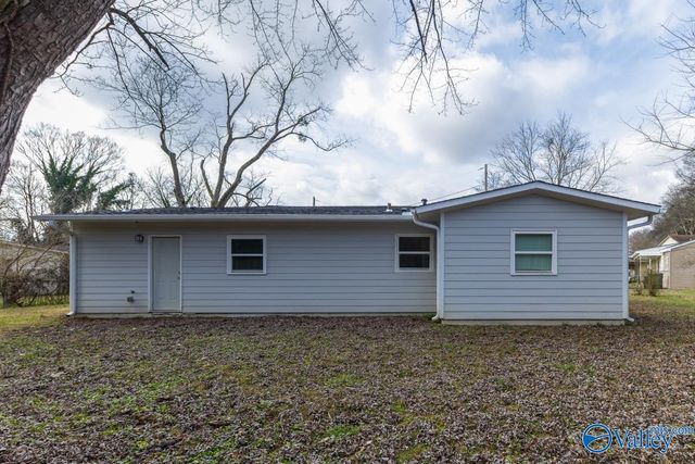 4914 Burros Street NW, Huntsville, AL 35810