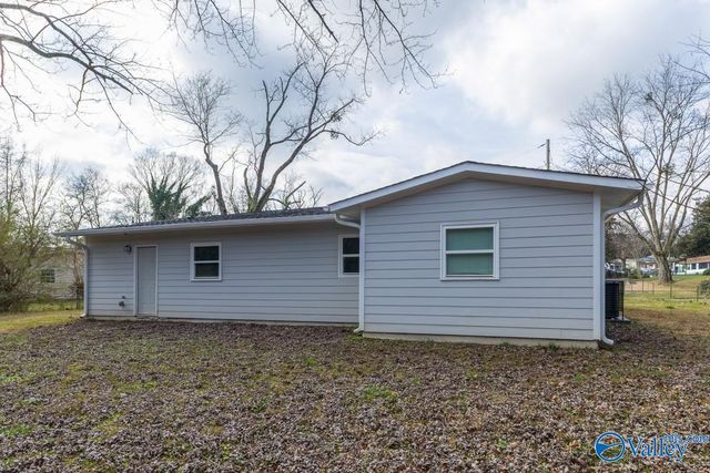 4914 Burros Street NW, Huntsville, AL 35810