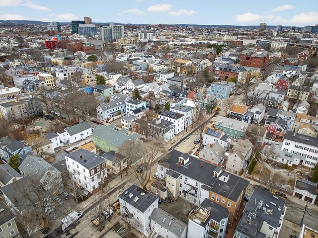 241 Hurley St 1, Cambridge, MA 02141