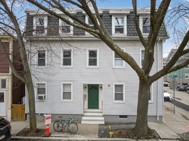 241 Hurley St 1, Cambridge, MA 02141
