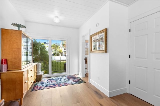 104 6TH AVENUE, St Pete Beach, FL 33706