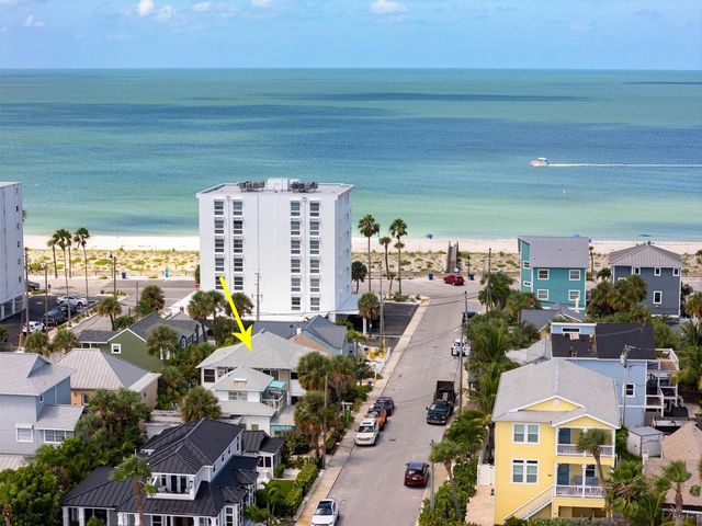 104 6TH AVENUE, St Pete Beach, FL 33706