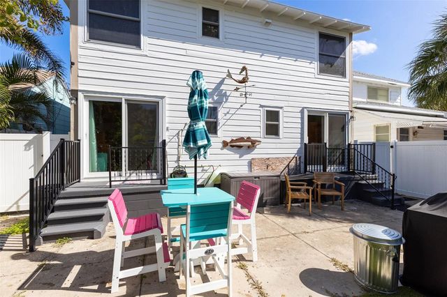 104 6TH AVENUE, St Pete Beach, FL 33706