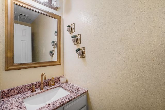 5919 Fort Sumter Lane, Houston, TX 77084