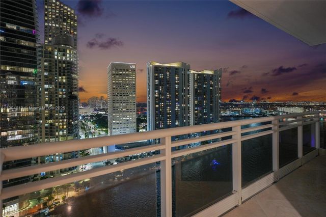 901 Brickell Key Blvd 2804, Miami, FL 33131