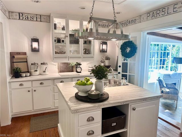 125 Tipton RD, Newport News, VA 23606