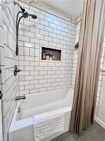 125 Tipton RD, Newport News, VA 23606