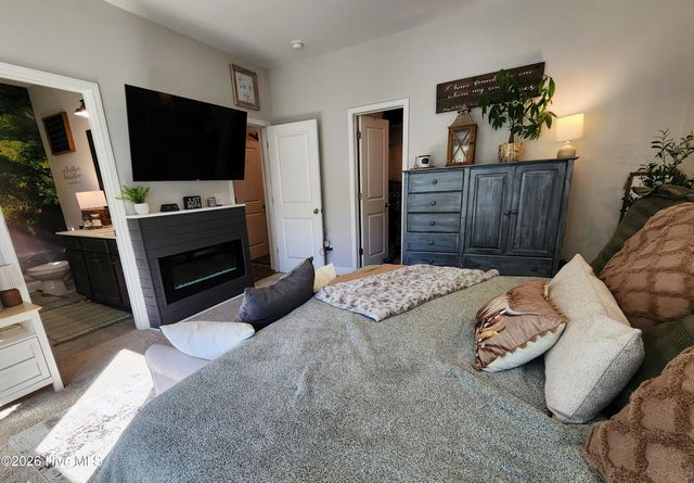 1133 Spincast Road, Southport, NC 28461